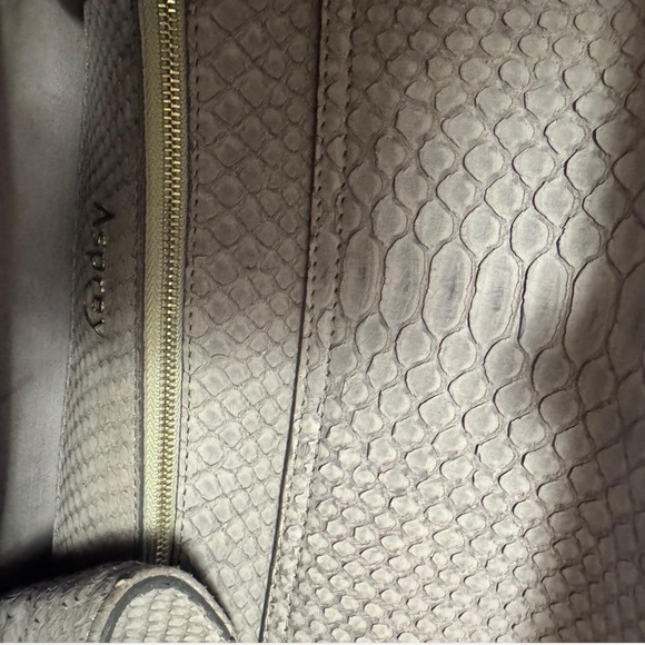 Asprey of London 1781 lavender python bag with gold hardware - Picture 7 of 8